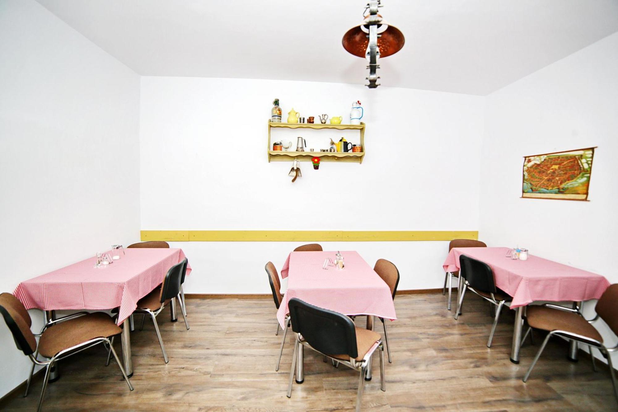 Guesthouse Casa Baciu ซีบิว ภายนอก รูปภาพ