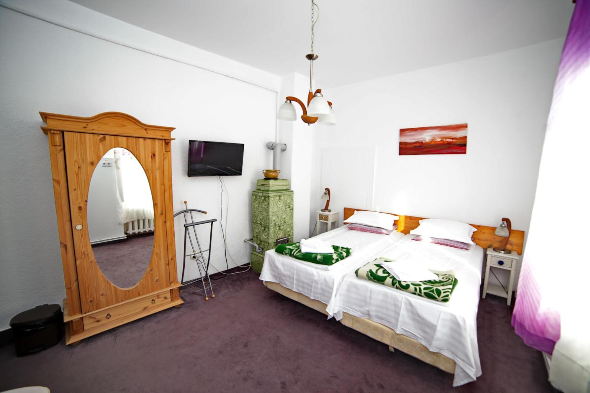 Guesthouse Casa Baciu ซีบิว ภายนอก รูปภาพ